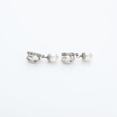 CHANEL A13C 2013 COCO Mark Rhinestone Pearl Drop Earring Silver WS23201