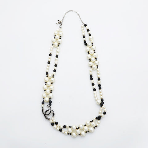 CHANEL 03C 2003 Belt COCO Mark Pearl Necklace white WS23205