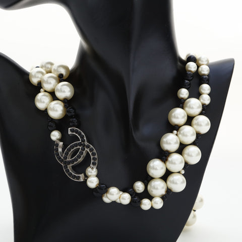 CHANEL 03C 2003 Belt COCO Mark Pearl Necklace white WS23205