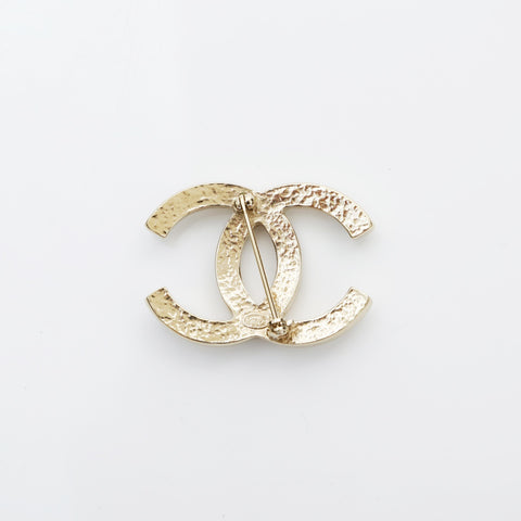CHANEL 10V 2010 COCO Mark Pearl Mini Brooch gold WS23207