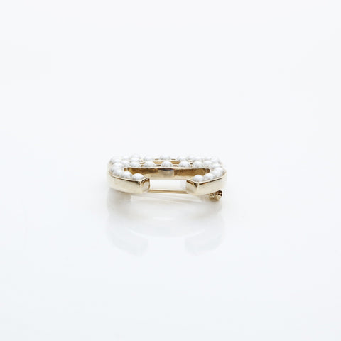 CHANEL 10V 2010 COCO Mark Pearl Mini Brooch gold WS23207