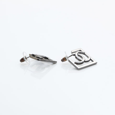 CHANEL A23B 2023 Square COCO Mark Pierce Silver WS23211