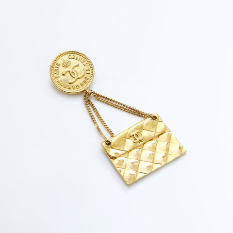 CHANEL Matelasse Bag Coin COCO Mark 2cc8 1993 Brooch gold WS23219