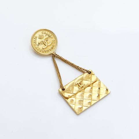 CHANEL Matelasse Bag Coin COCO Mark 96A 1996 Brooch gold WS23222
