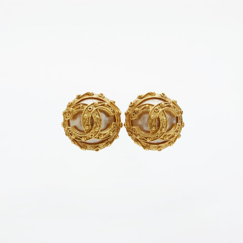 CHANEL 94A 1994 COCO Mark Pearl Earring gold WS23235