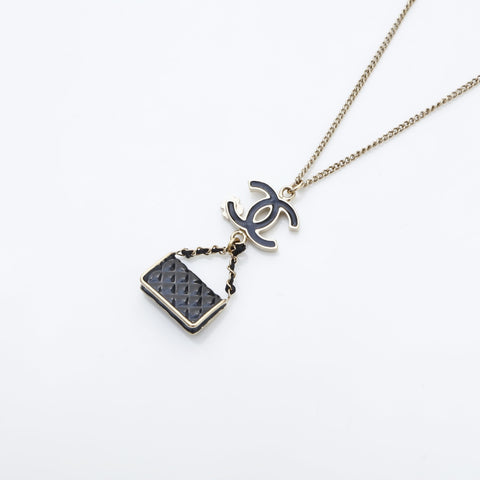 CHANEL B13S 2013 COCO Mark Matelasse Necklace gold WS23238