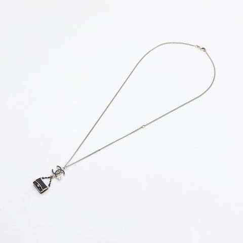CHANEL B13S 2013 COCO Mark Matelasse Necklace gold WS23238