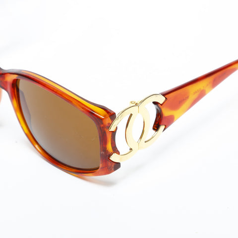 CHANEL COCO Mark sunglasses Brown WS23241