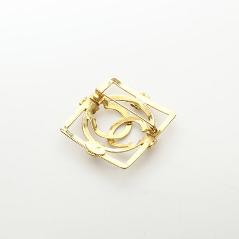 CHANEL 2cc9 1994 COCO Mark Square Brooch gold WS23258