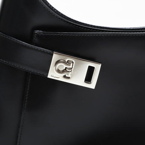 Salvatore Ferragamo Leather Gancini one belt Shoulder Bag black WS23278