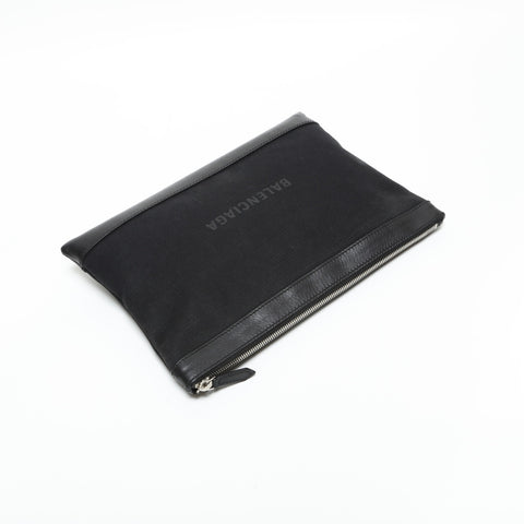 BALENCIAGA M Canvas Clip Logo Clutch Tasche schwarz WS23282