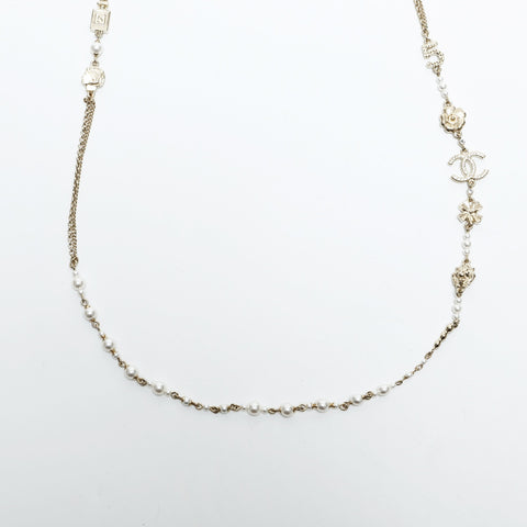 CHANEL A20C 2020 Icon Motif Pearl Necklace gold WS23348