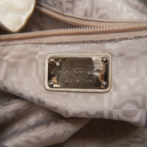 Salvatore Ferragamo Leather Chain Gancini Shoulder Bag gold WS23392