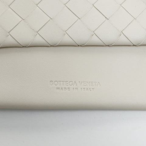 BOTTEGAVENETA Leather INTRECCIATO Shoulder Bag white WS23394