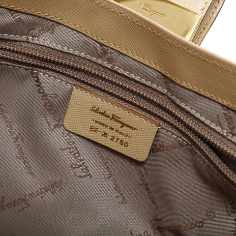 Salvatore Ferragamo leather Shoulder Bag beige WS23404