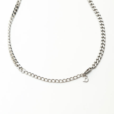 Christian Dior Logo Plate Ribbon Necklace Silver WS23427