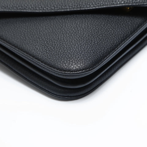 BOTTEGAVENETA Leder-Umschlag-Ketten-Umhängetasche schwarz WS23459
