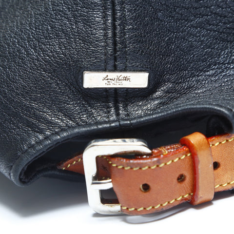 LOUIS VUITTON leather cap black WS23465
