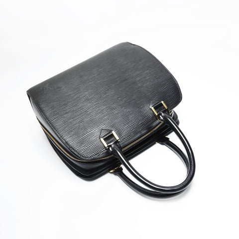 LOUIS VUITTON 2003 Epi Pont Neuf Handbag black WS23477