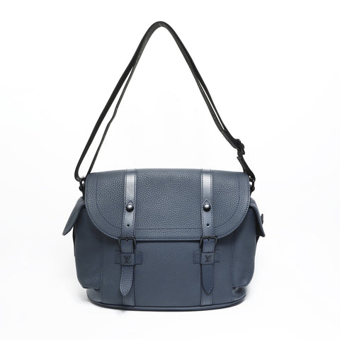 LOUIS VUITTON 2021-2025 Christopher Messenger Shoulder Bag Navy WS23478