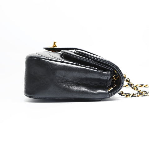 CHANEL No. 2 1991-1994 Lambskin Turnlock Mademoiselle Shoulder Bag black WS23483