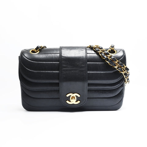 CHANEL No. 2 1991-1994 Lambskin Turnlock Mademoiselle Shoulder Bag black WS23483