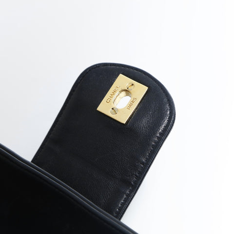 CHANEL No. 2 1991-1994 Lambskin Turnlock Mademoiselle Shoulder Bag black WS23483