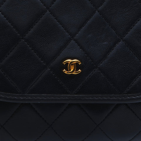 CHANEL Lambskin Mini Pochette Chain with Diamond Stitching Shoulder Bag black WS23490
