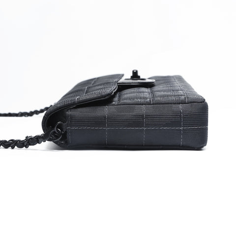 CHANEL No. 6 2000-2002 New Travel Line Chocolate Bar Nylon Canvas Shoulder Bag black WS23502