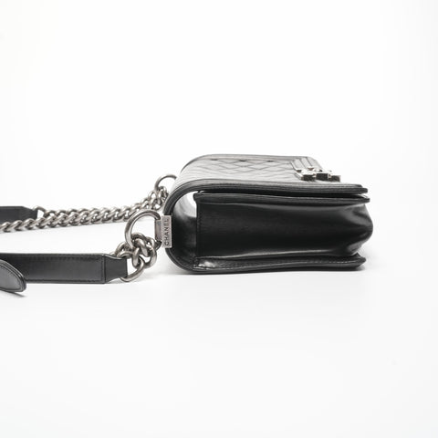 CHANEL 15th Series 2011 Medium Boy Lambskin Chain Matelasse Shoulder Bag black WS23580