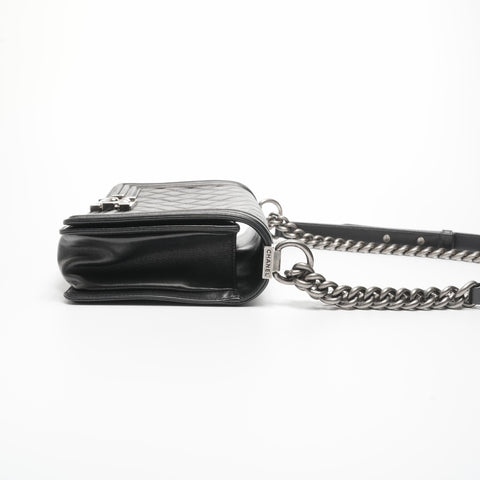 CHANEL 15th Series 2011 Medium Boy Lambskin Chain Matelasse Shoulder Bag black WS23580