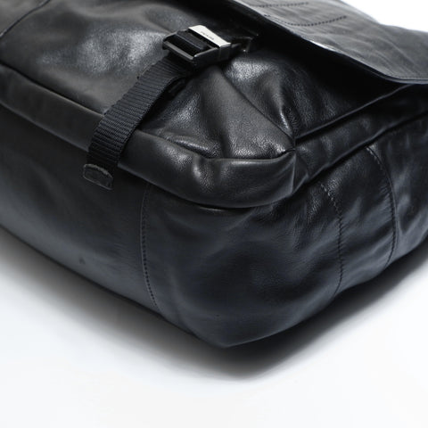 PRADA leather Shoulder Bag black WS23588