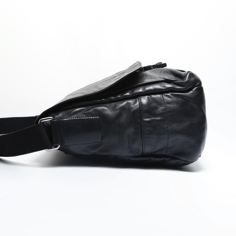 PRADA leather Shoulder Bag black WS23588