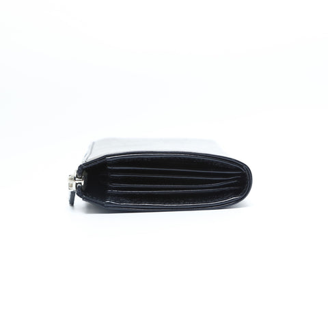 Salvatore Ferragamo Patent leather Purse black WS23598