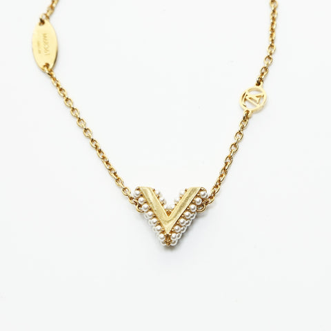 LOUIS VUITTON 2019 Essential V Pearl bracelet gold WS23606