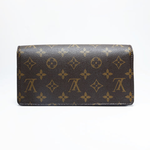 LOUIS VUITTON Portemonnaie an Kette Lily Monogram Umhängetasche Braun WS23633