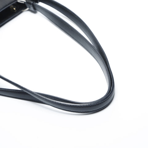 Salvatore Ferragamo leather Shoulder Bag black WS23640