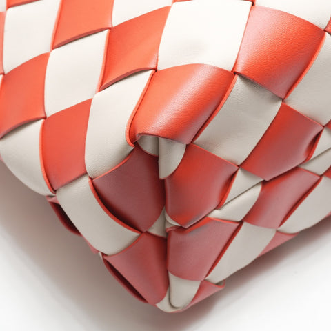 BOTTEGAVENETA Poppy Mist Intrecciato in White Lambskin Tote Bag Red WS23658