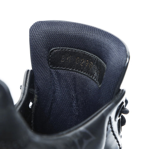 LOUIS VUITTON Derby Monogram Low-Cut 5 1/2 9.8" sneakers leather black WS23664