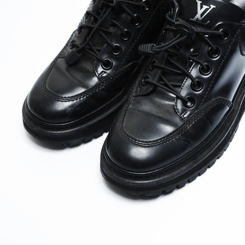 LOUIS VUITTON Derby Monogram Low-Cut 5 1/2 9.8" sneakers leather black WS23664