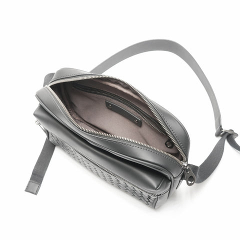 BOTTEGAVENETA INTRECCIATO Shoulder Bag black WS23684