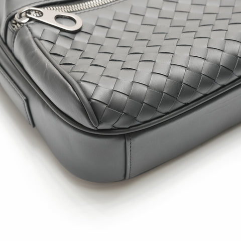 BOTTEGAVENETA INTRECCIATO Shoulder Bag black WS23684