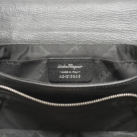 Salvatore Ferragamo leather Shoulder Bag black WS23690