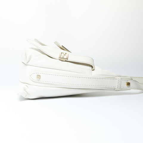 FENDI Mamma Bucket Leather Shoulder Bag white WS23736