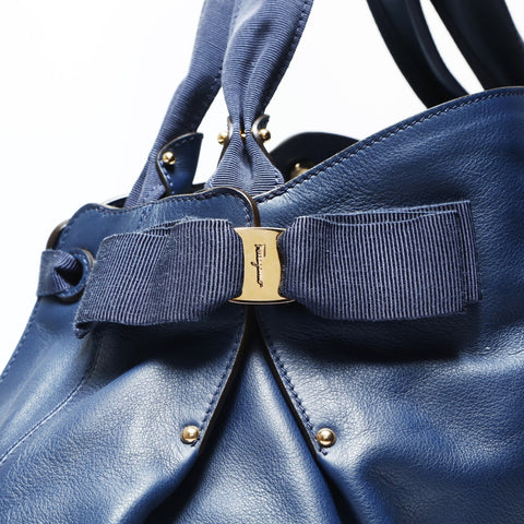 Salvatore Ferragamo Vara Ribbon Leather Shoulder Bag Navy WS23750