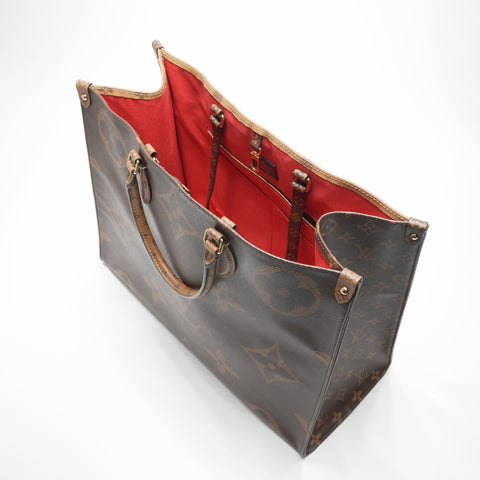 LOUIS VUITTON 2020 Monogram Giant Reverse On-the-Go MM Handbag Brown WS23758