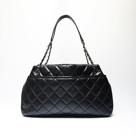 CHANEL No. 18 2013-2014 Caviar Skin COCO Mark Chain Shoulder Bag black WS23766