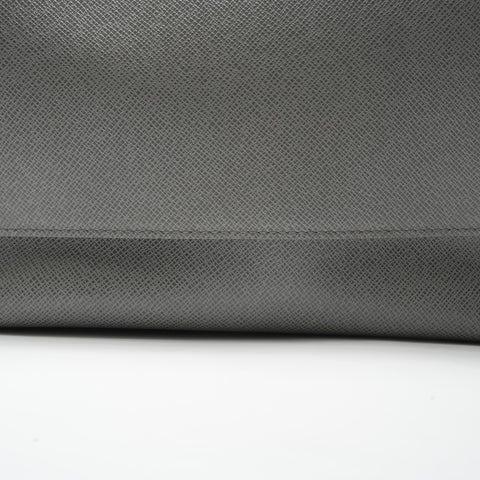 LOUIS VUITTON 2011 Taiga Roman MM Glacier Shoulder Bag gray WS23773