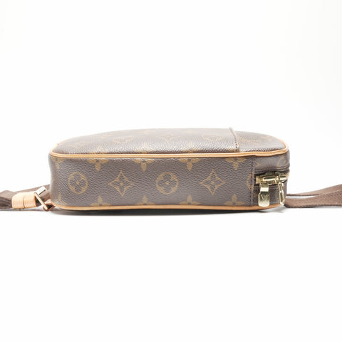 LOUIS VUITTON 2000 Monogram Gange Pochette Umhängetasche Braun WS23776