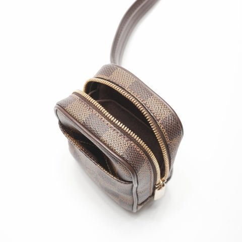 LOUIS VUITTON 2007 Damier Etui Okapi PM Umhängetasche Braun WS23792